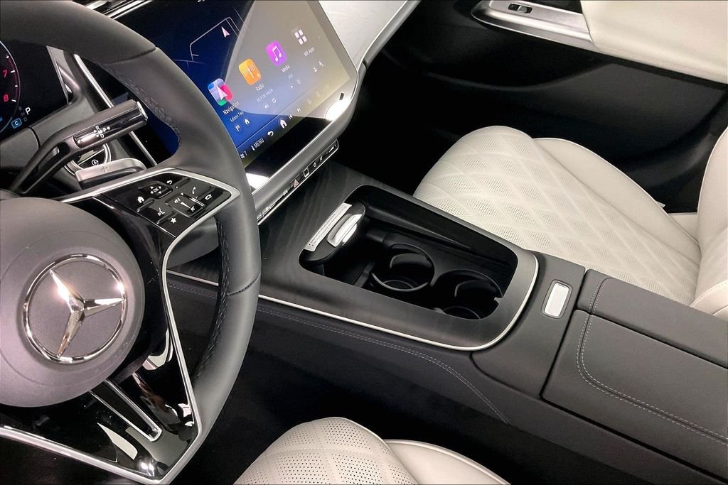 New 2026 MANUFAKTUR Alpine Grey Mercedes-Benz E 350 image 8