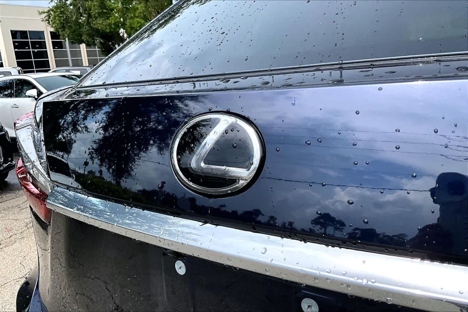 Used 2020 Nightfall Mica Lexus  image 31