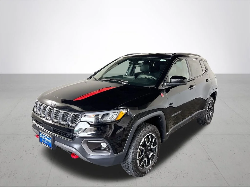 Used 2024 Black Jeep Trailhawk image 2