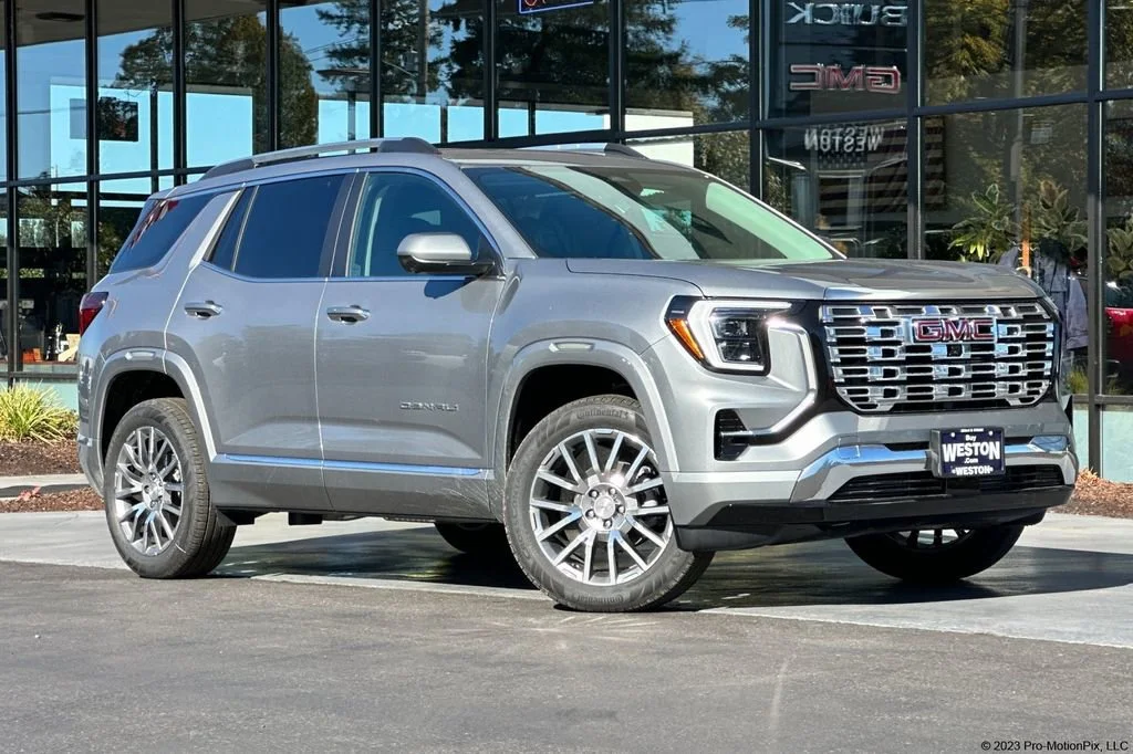 2026 GMC Terrain Denali AWD's photo