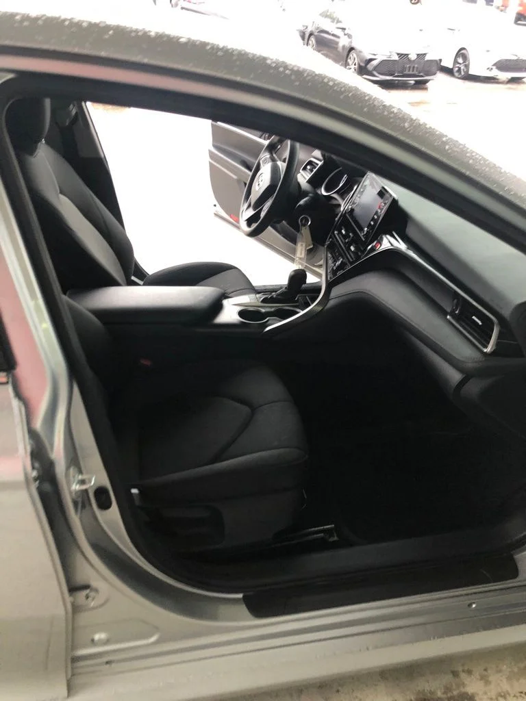 Used 2022 Silver Toyota LE image 26