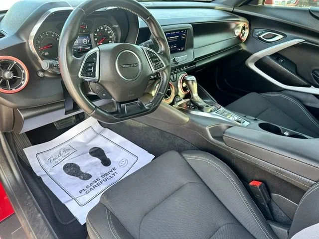 2021 Chevrolet Camaro 1LT - Photo 12