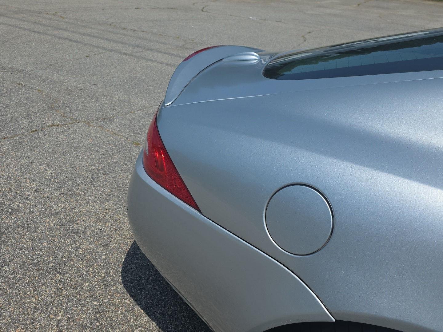 Used 2010 Liquid Silver Jaguar XKR image 9
