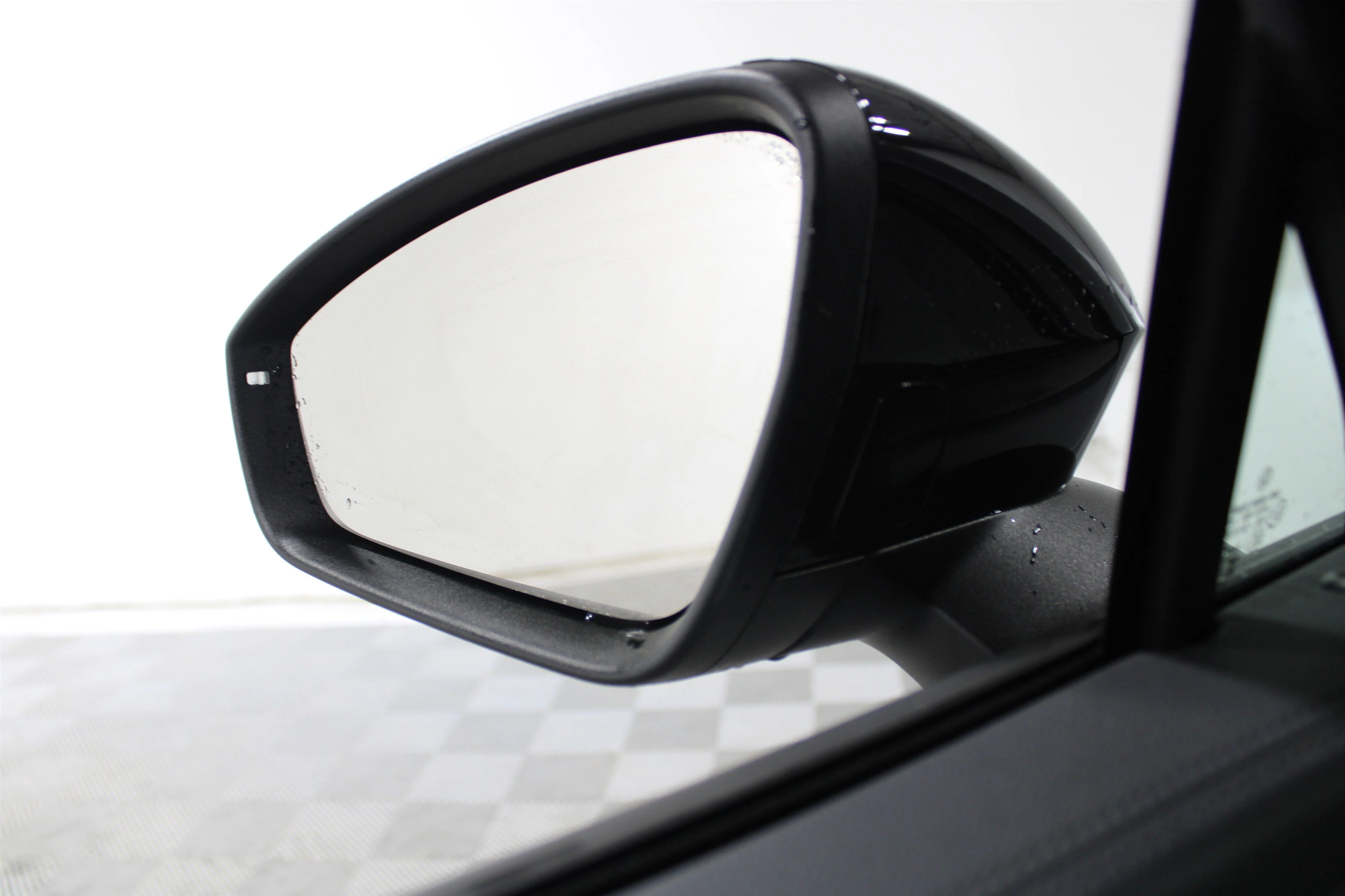 Used 2025 Platinum Gray Metallic Volkswagen SE R-Line Black image 17