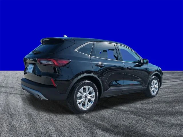 New 2026 Agate Black Metallic Ford Active® image 4