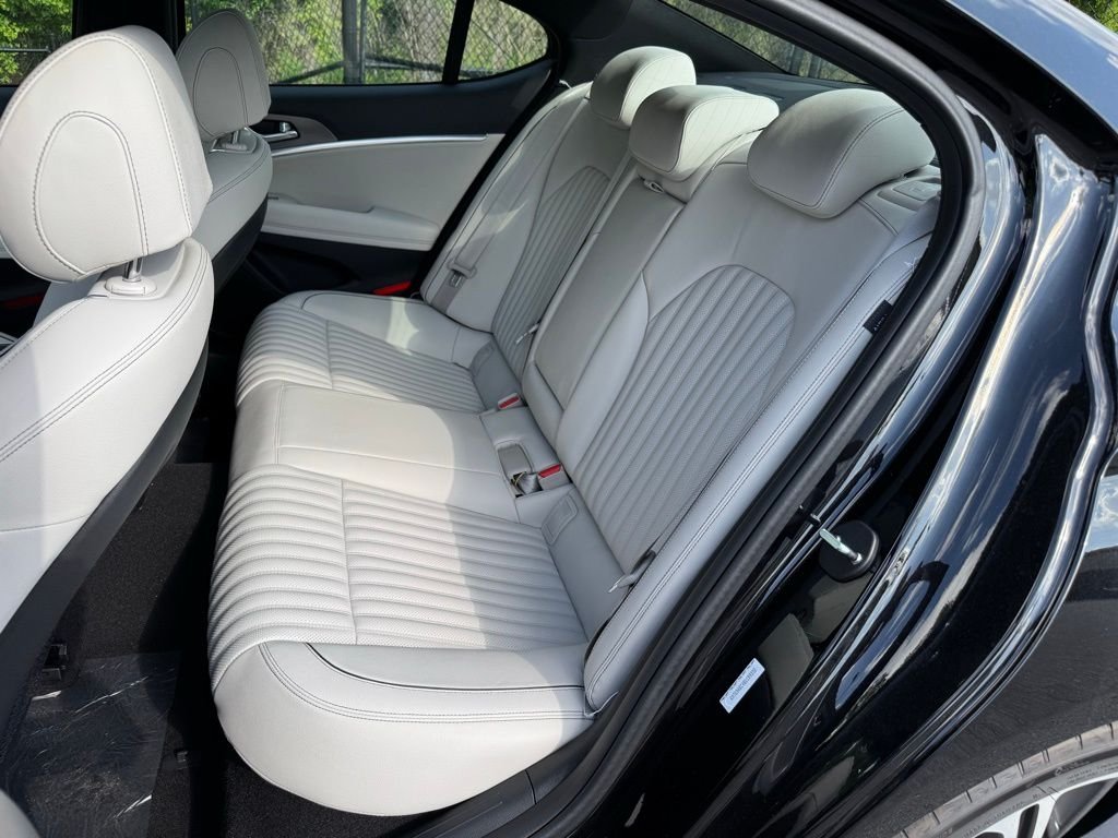 2025 GENESIS G70 Standard - Photo 20