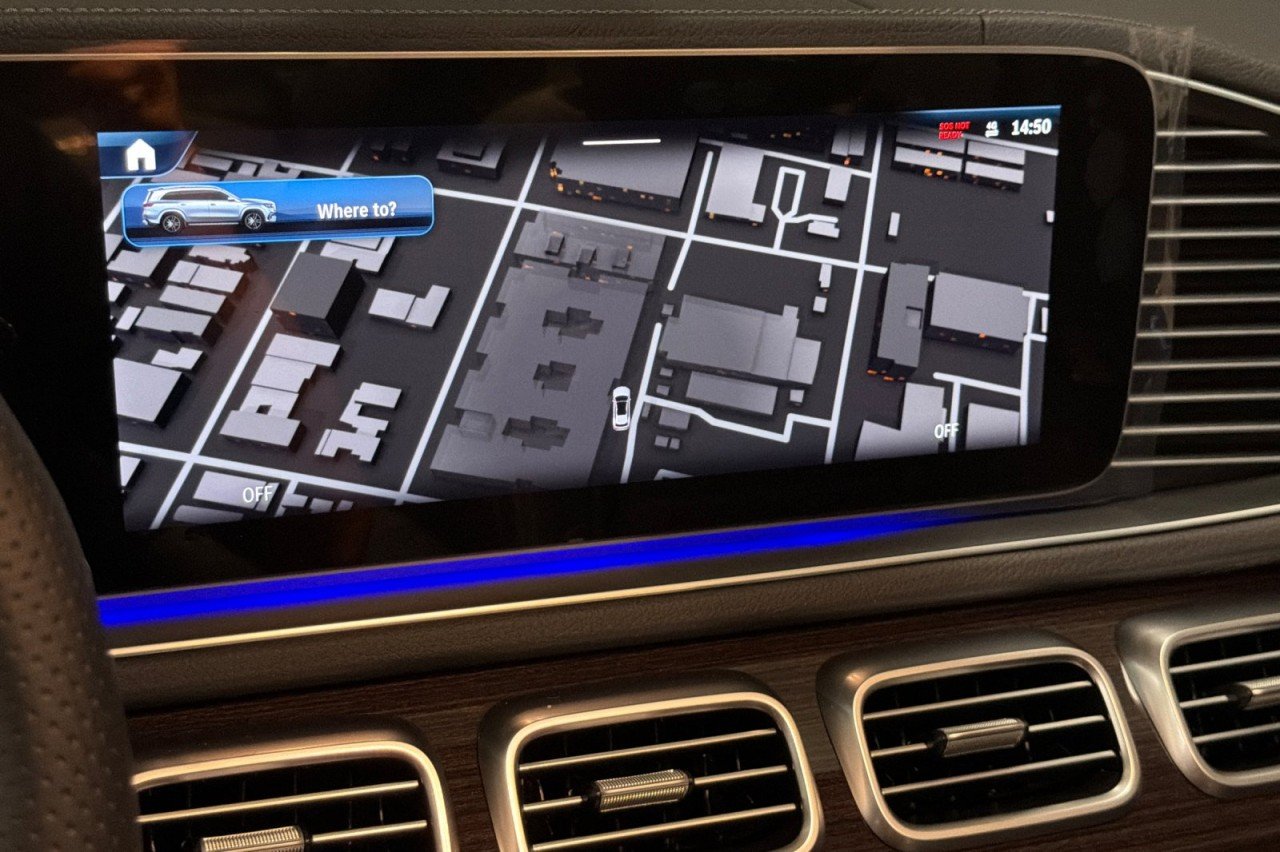 New 2026 Polar White Mercedes-Benz GLS 450 4MATIC® SUV image 19