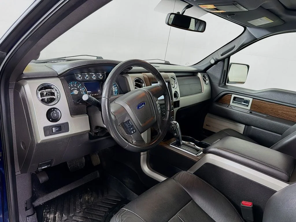 Used 2013 Blue Ford Lariat image 10