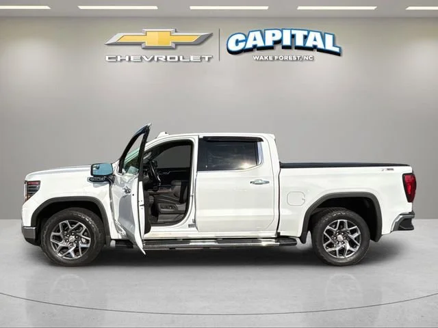 Used 2023 Summit White GMC SLT image 10