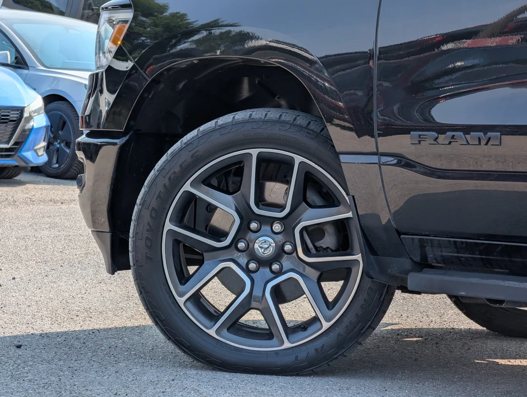 Used 2019 Black RAM Sport - - 4x4 - 5.7L HEMI V8 - Remote Start - Trailer Brake Control & More! image 9