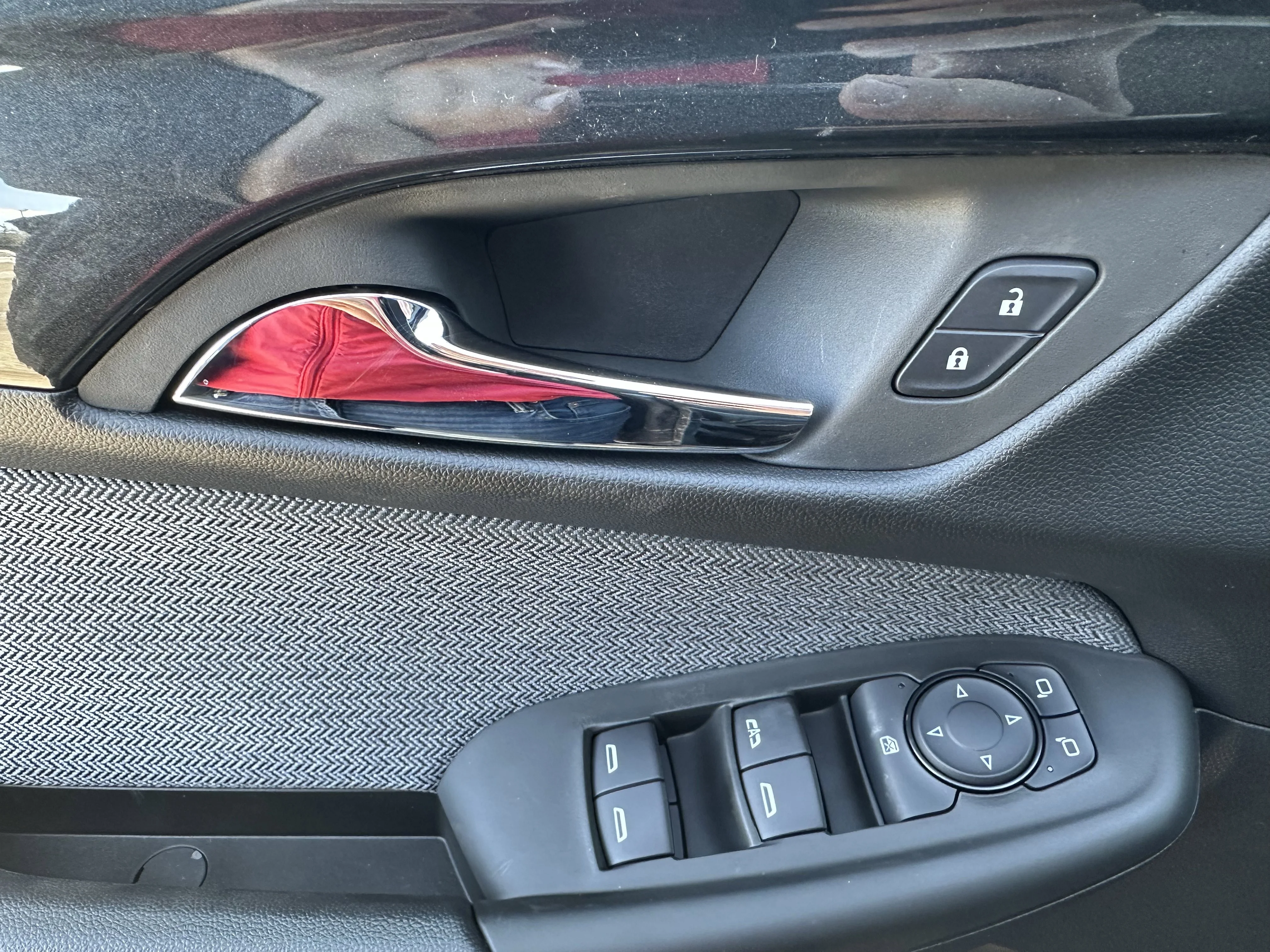 New 2026 Mosaic Black Metallic Chevrolet LT image 9