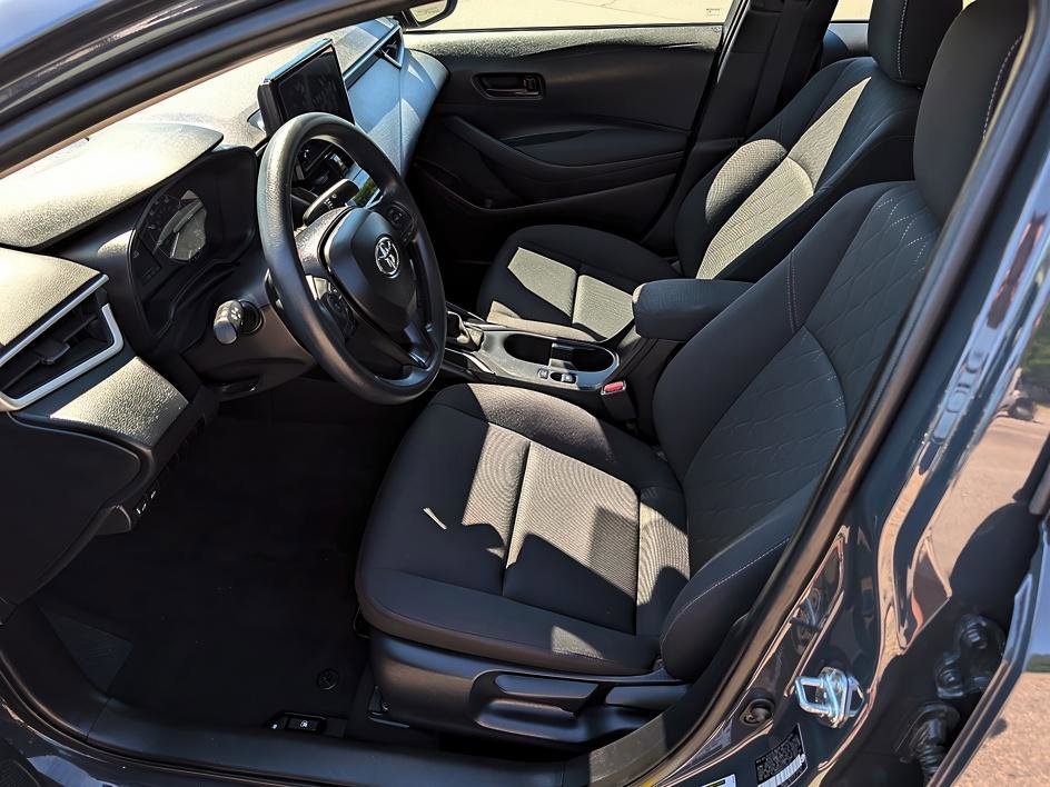 Used 2025 Underground Toyota LE image 8