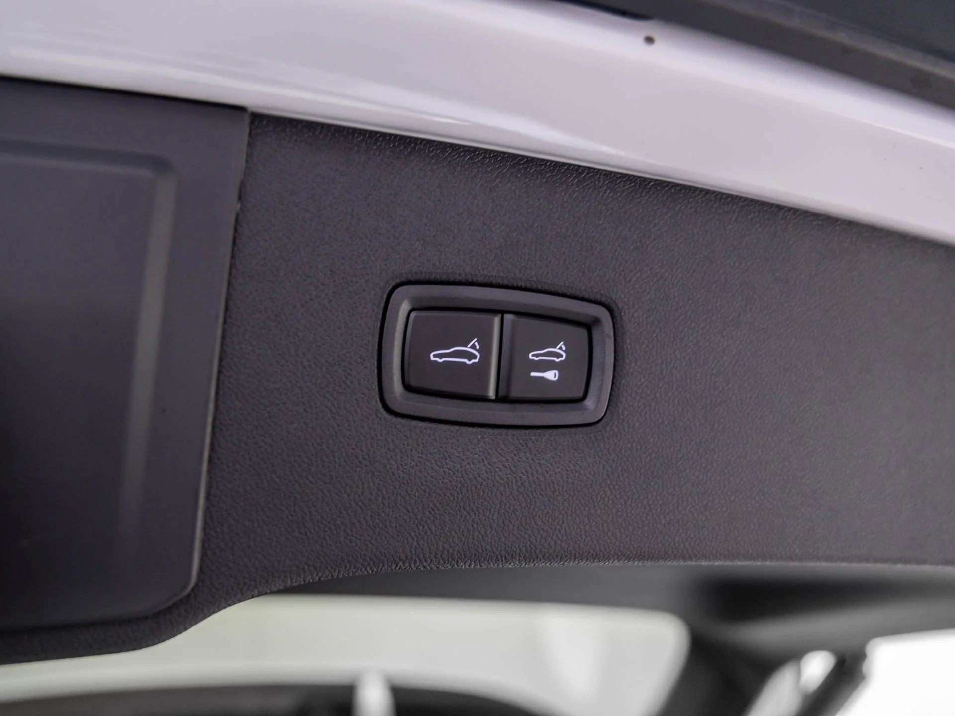 Used 2026  Porsche GTS image 32