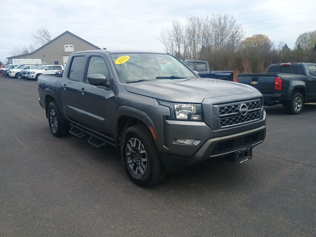 2023 Nissan Frontier SV Crew Cab 4X4 SWB's photo