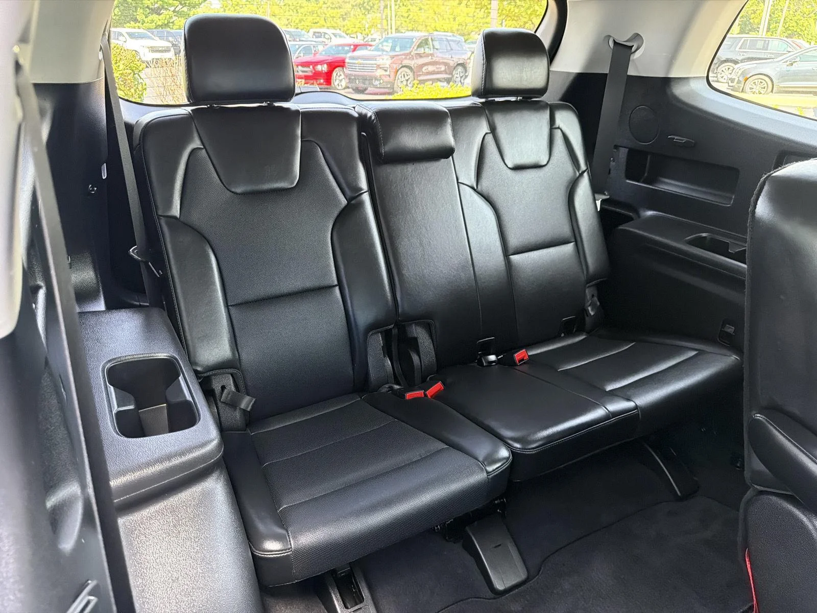 Used 2024 Everlasting Silver Kia S image 40