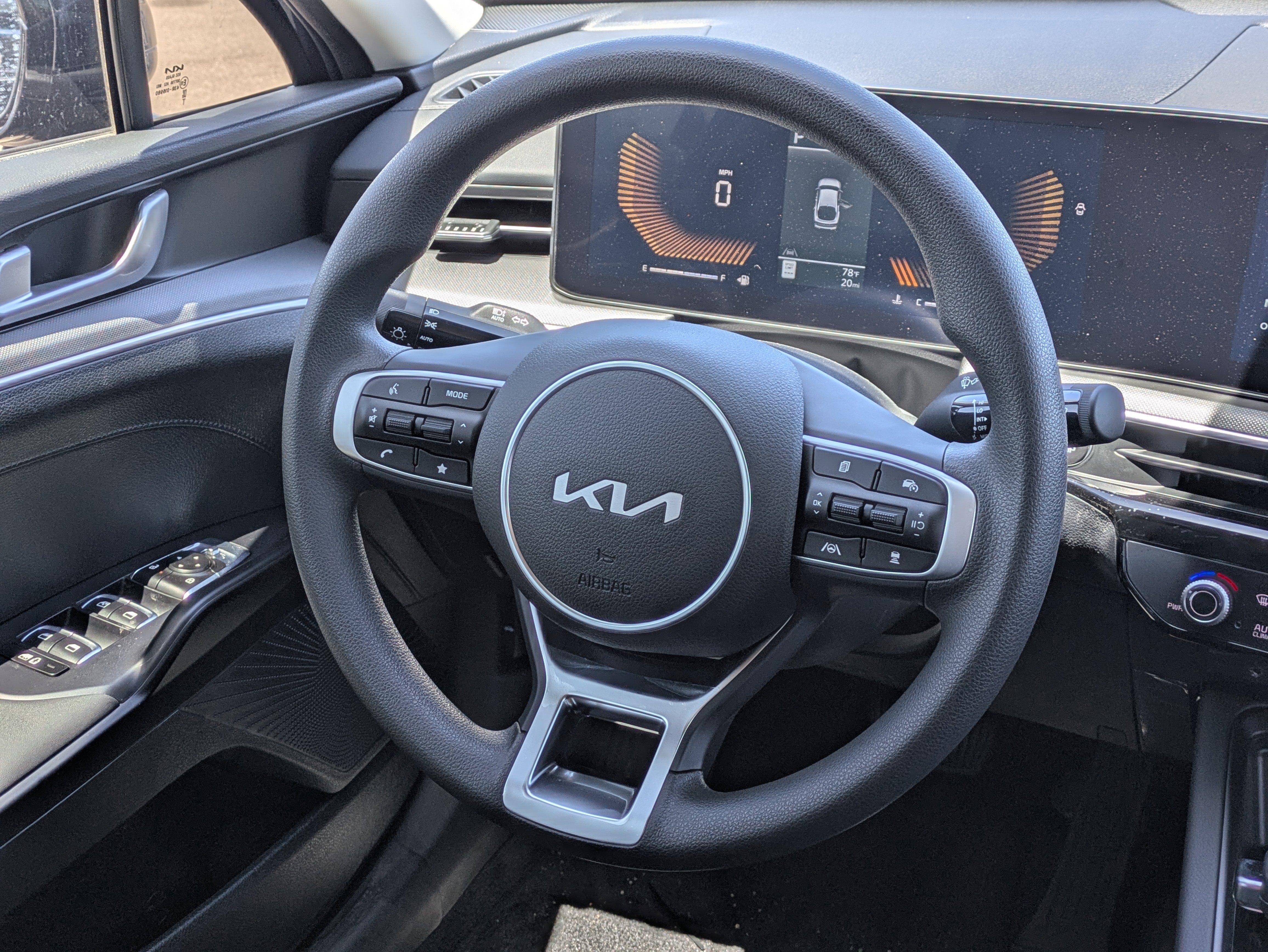New 2026 Aurora Black Pearl Kia LXS FWD image 15