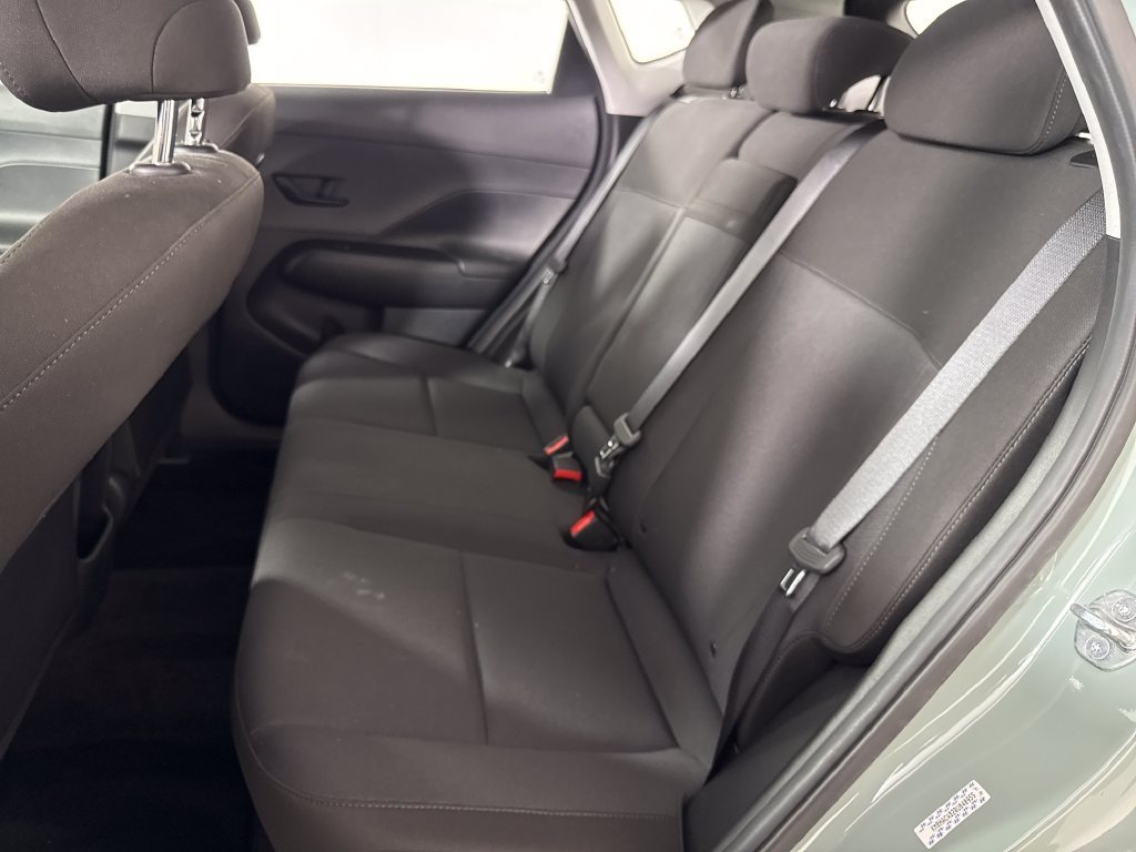 2024 Hyundai Kona SE - Photo 15
