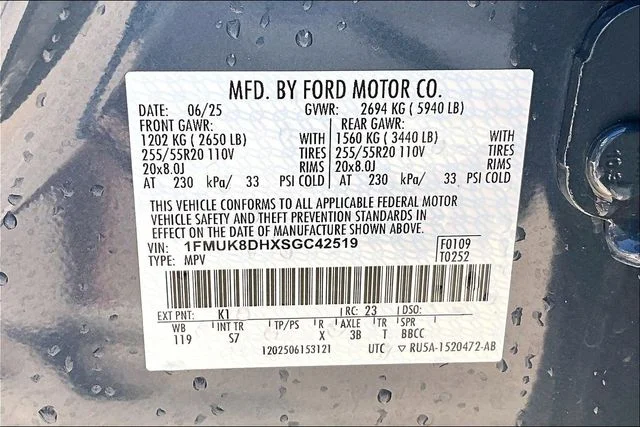 Used 2025 Vapor Blue Ford Active image 8