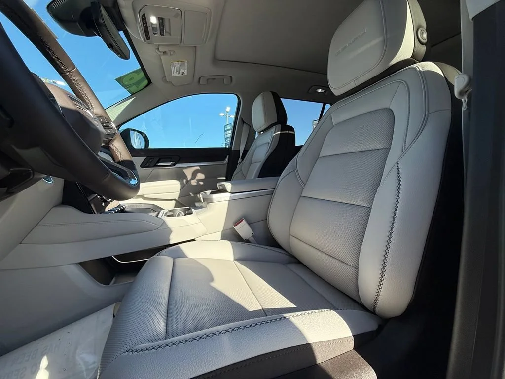 New 2026 Glacier White Tricoat GMC Denali image 33