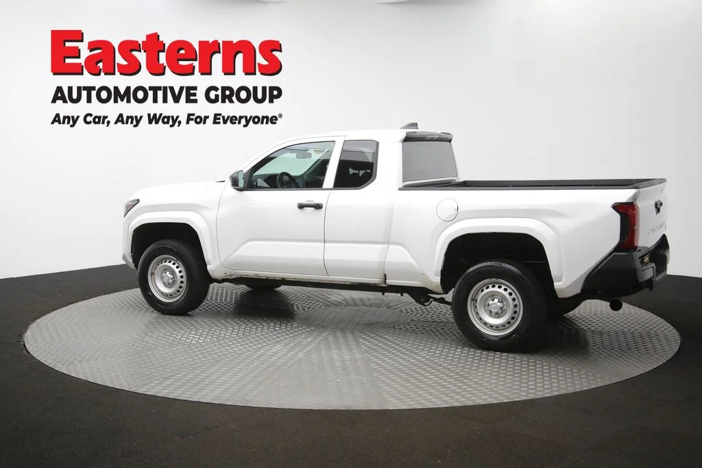 Used 2024 White Toyota SR image 118