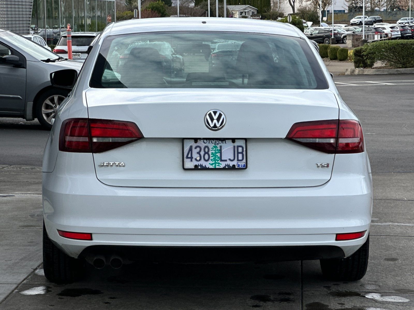 Used 2018 Pure White Volkswagen 1.4T S image 3