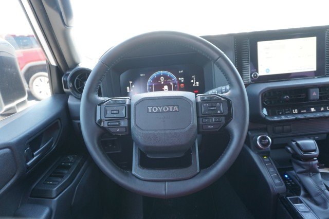 Used 2025  Toyota 1958 image 23