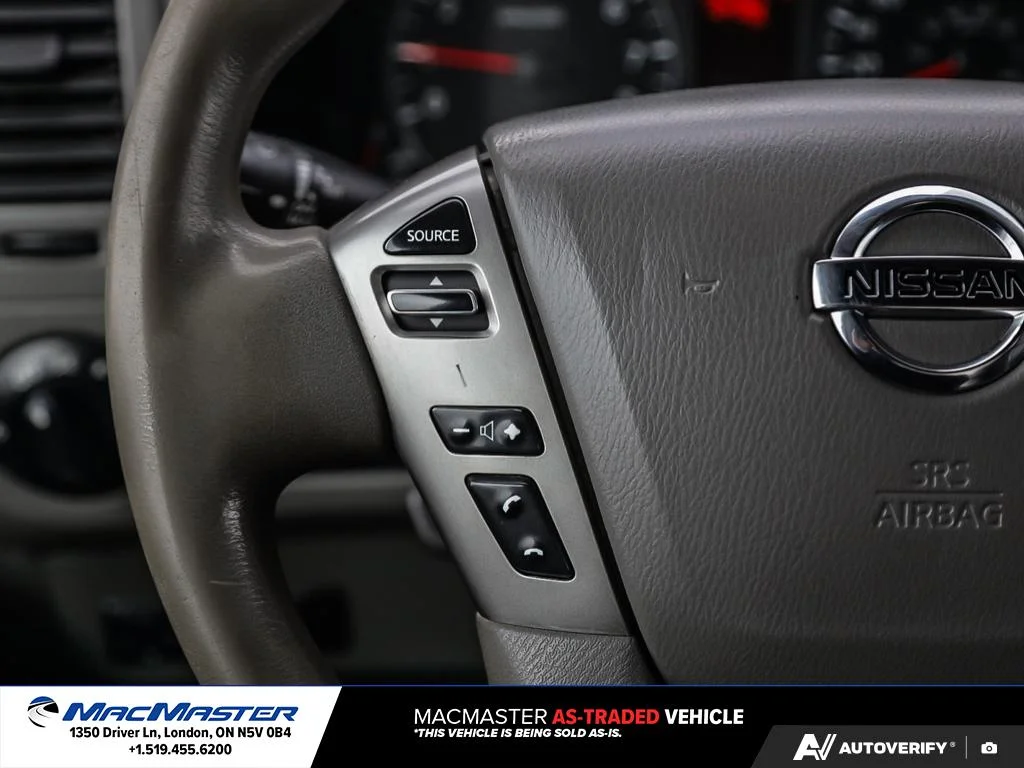 Used 2017  Nissan  image 21