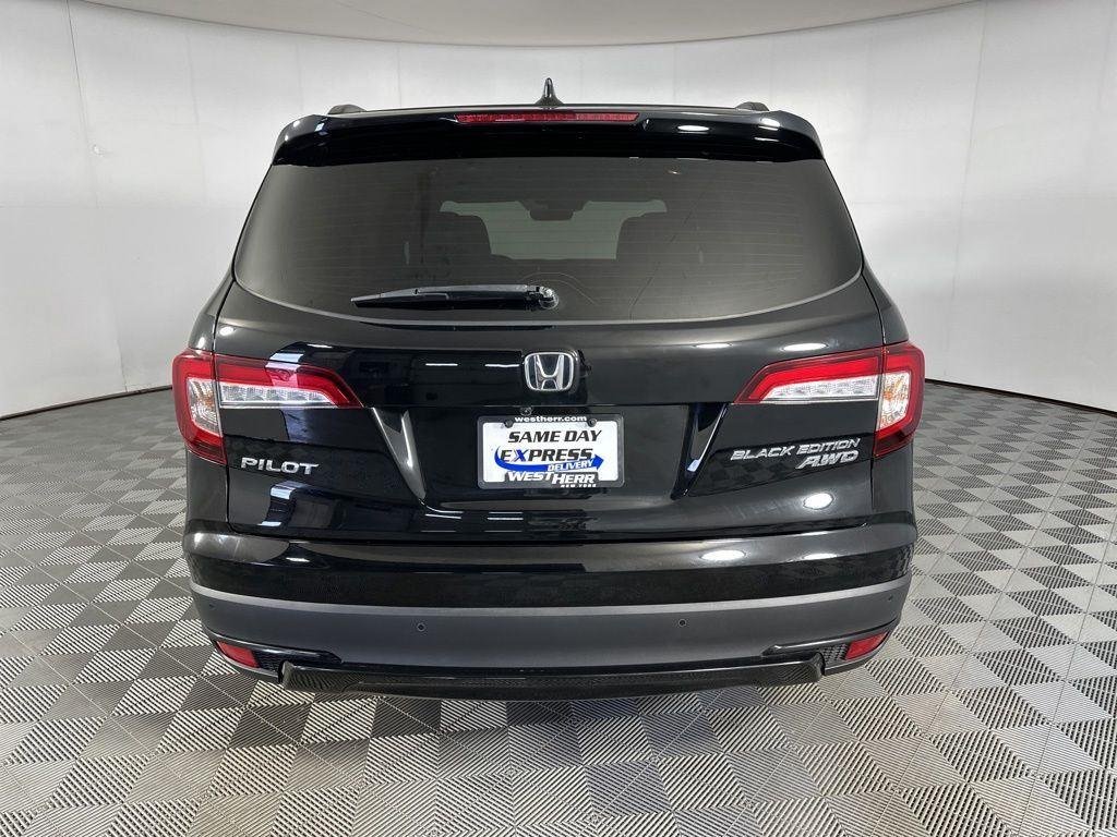 Used 2022 Crystal Black Pearl Honda Black Edition image 8