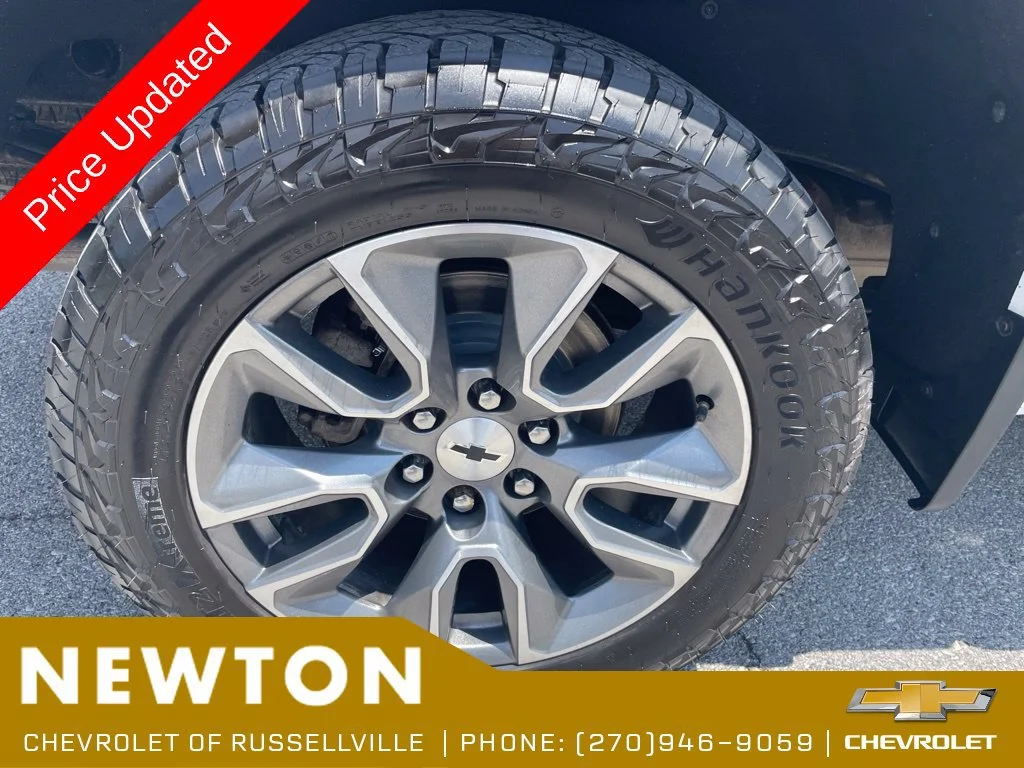 Used 2021 SUMMIT WHITE Chevrolet RST image 41