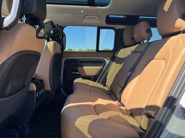 New 2026 Borasco Grey Land Rover S image 11