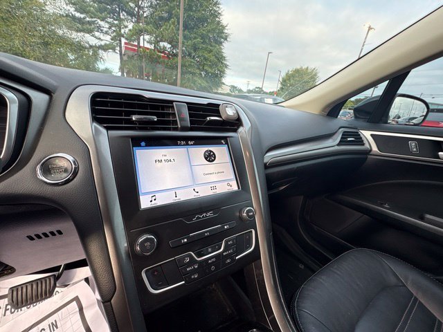 Used 2019 Agate Black Ford SE image 12
