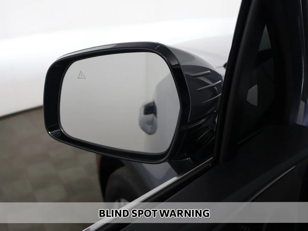 Used 2025 Silver Kia S image 6