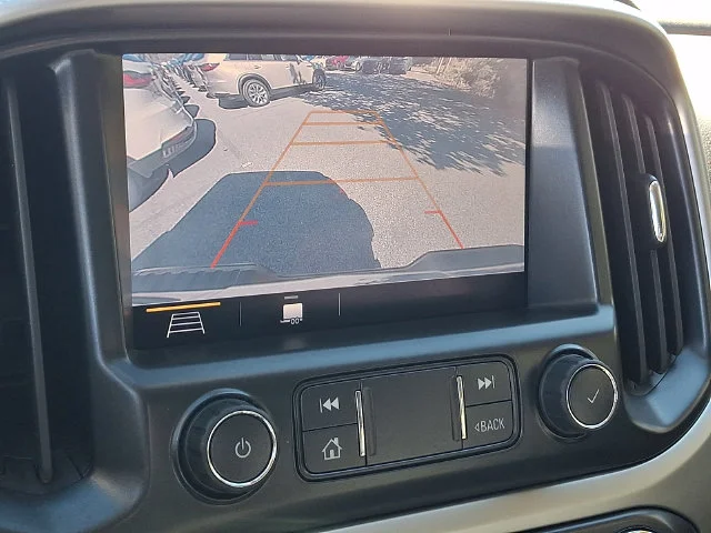 Used 2019 Red Chevrolet ZR2 image 18