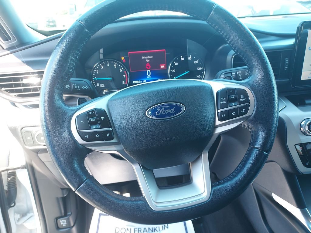 Used 2021 White Ford XLT image 17