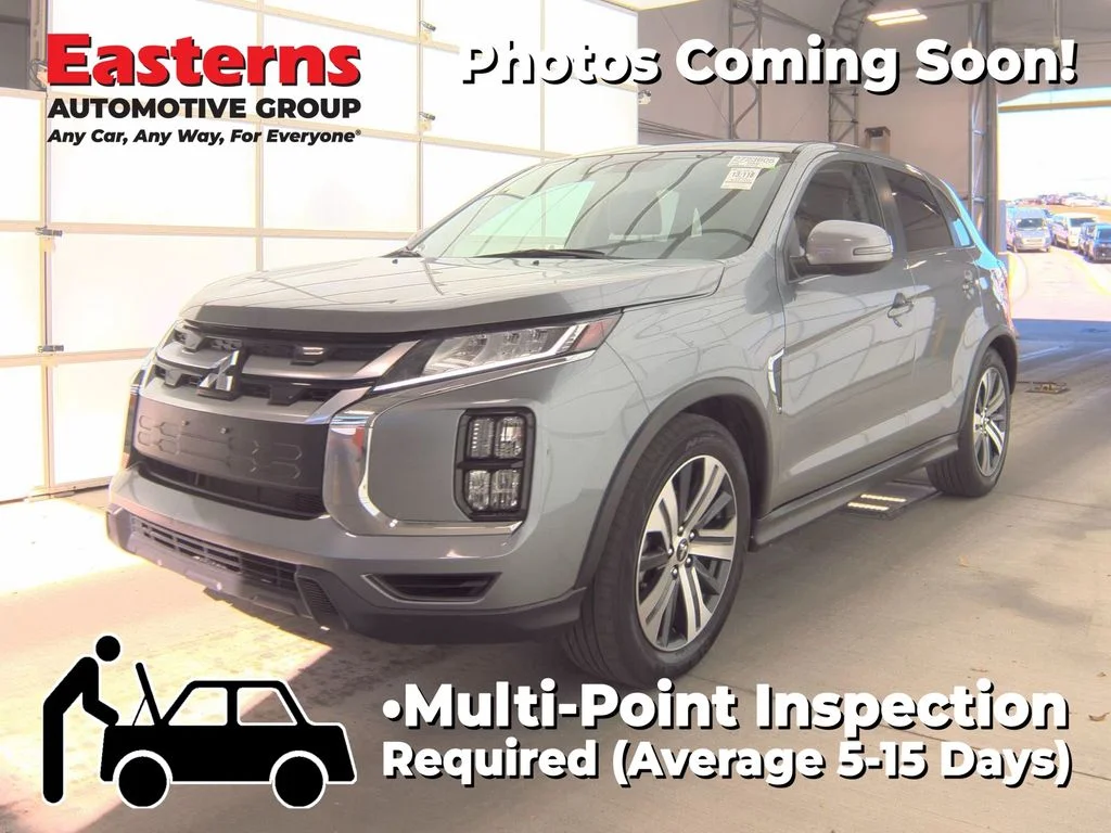Used 2024 Gray Mitsubishi 2.0 SE image 1