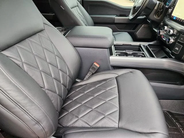 New 2026 Agate Black Metallic Ford F-250® Lariat® image 33