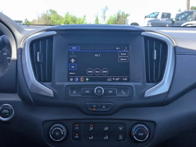 Used 2024 White GMC SLE image 18