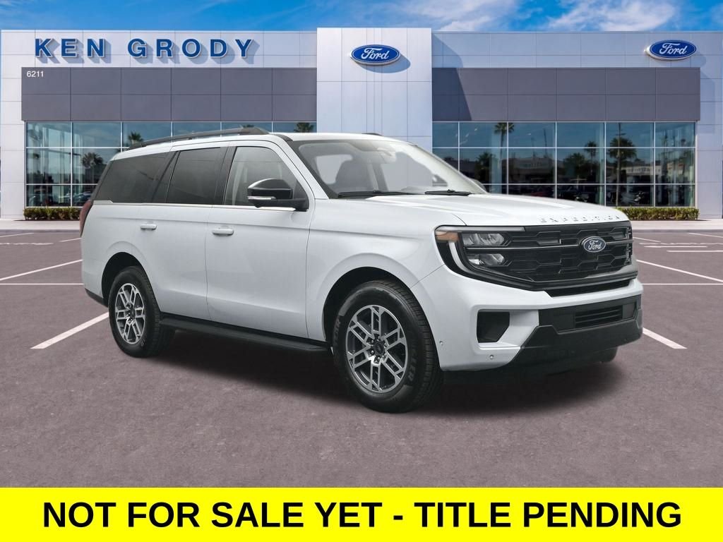 2025 Ford Expedition Active's photo