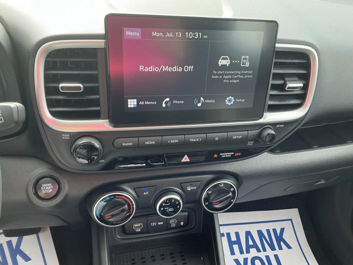 New 2026 Grey Hyundai Preferred image 26