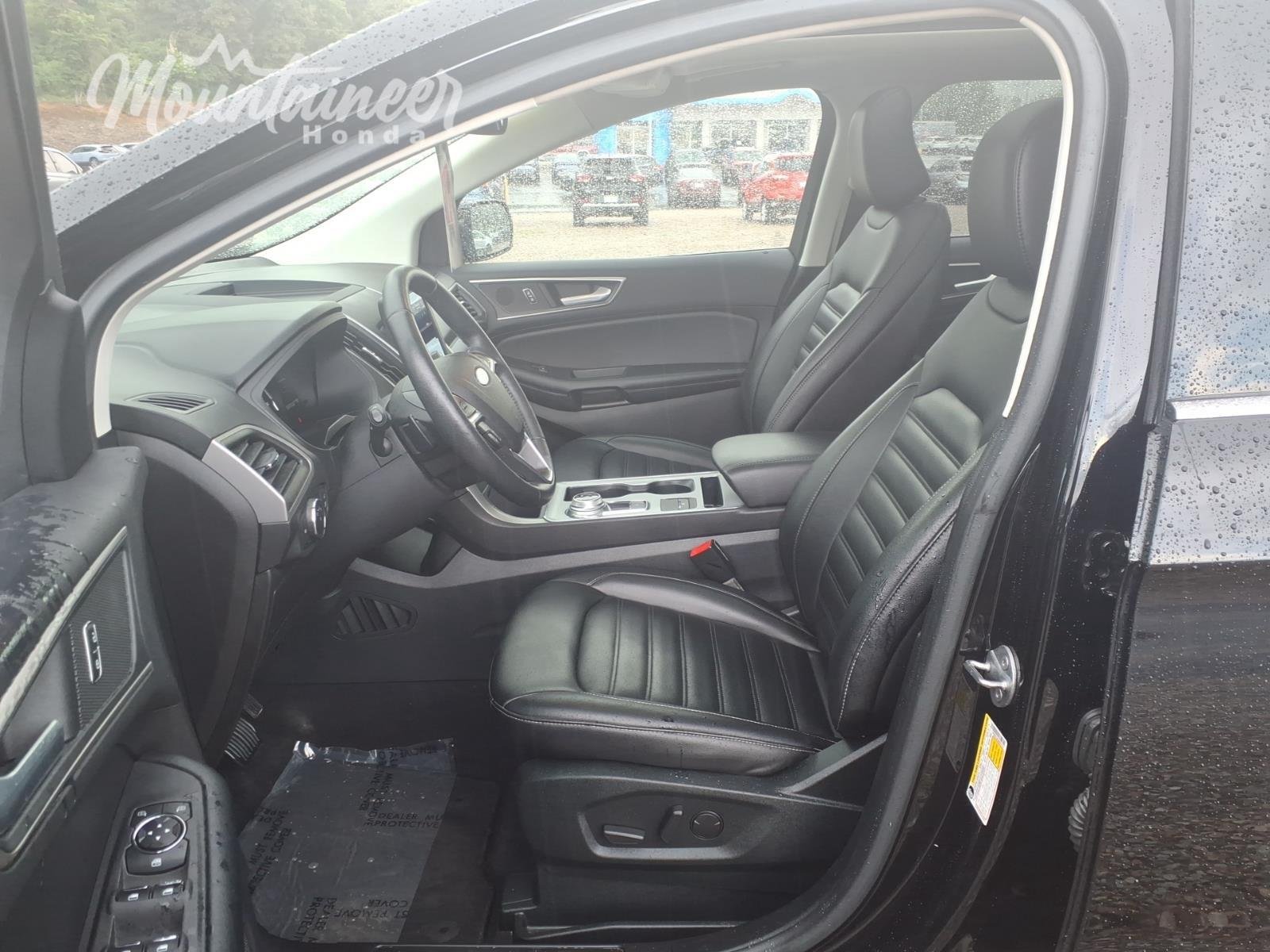 Used 2022 Agate Black Ford SEL image 14