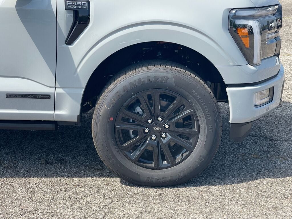 New 2026 Avalanche Ford Platinum image 24