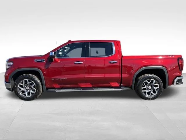 Used 2022 Red GMC SLT image 2