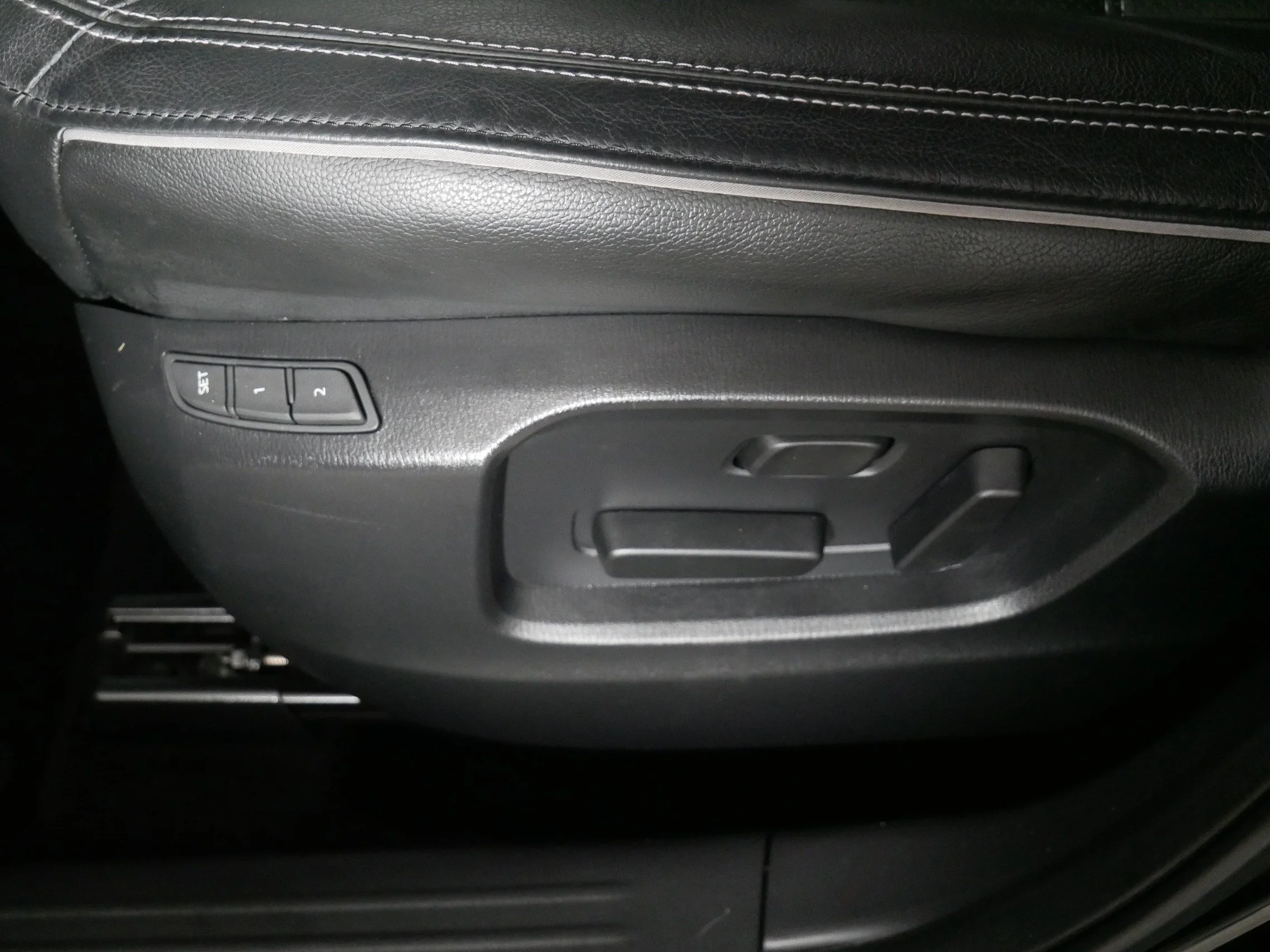 Used 2025 Jet Black Mica Mazda 2.5 S Preferred Package image 20