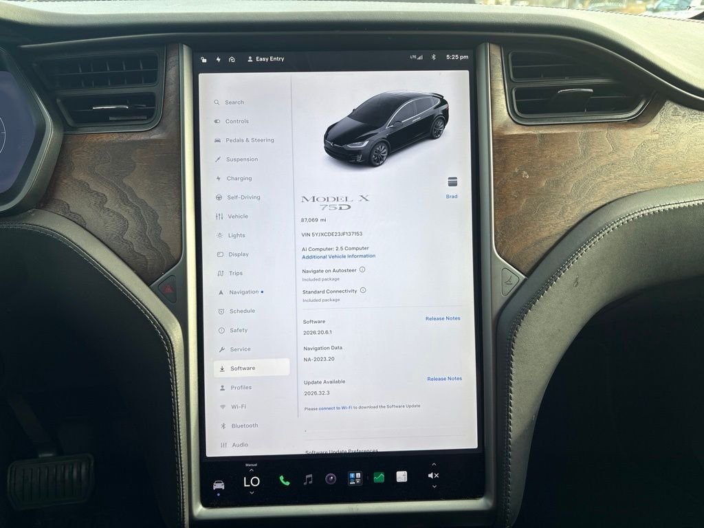 Used 2018 Solid Black Tesla 75D image 13