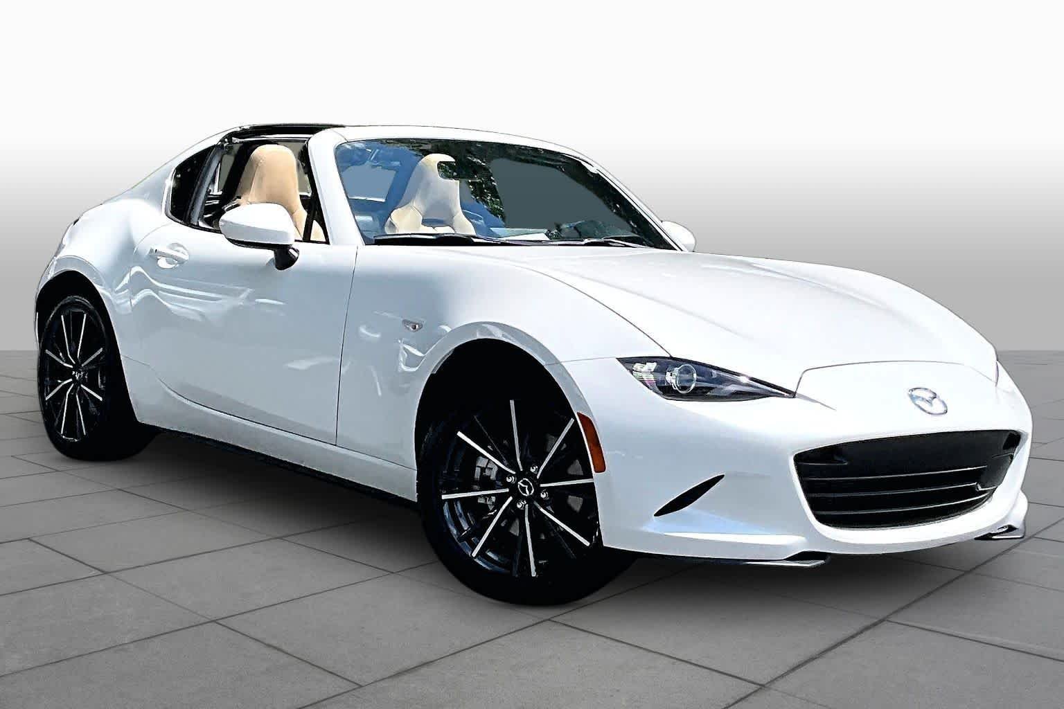Used 2024 Snowflake White Pearl Mica Mazda Grand Touring image 3