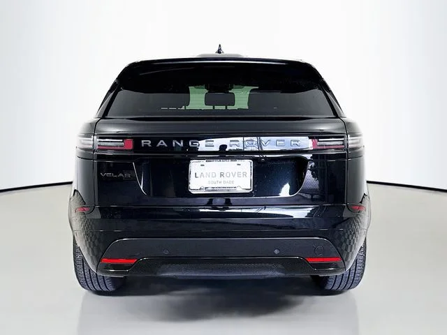 Used 2026 Santorini Black Metallic Land Rover Dynamic SE image 6