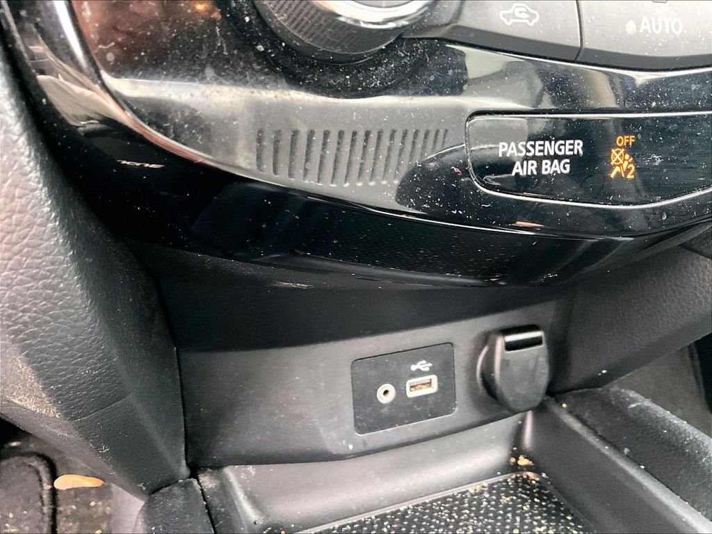 Used 2019 Caspian Blue Metallic Nissan SV image 26