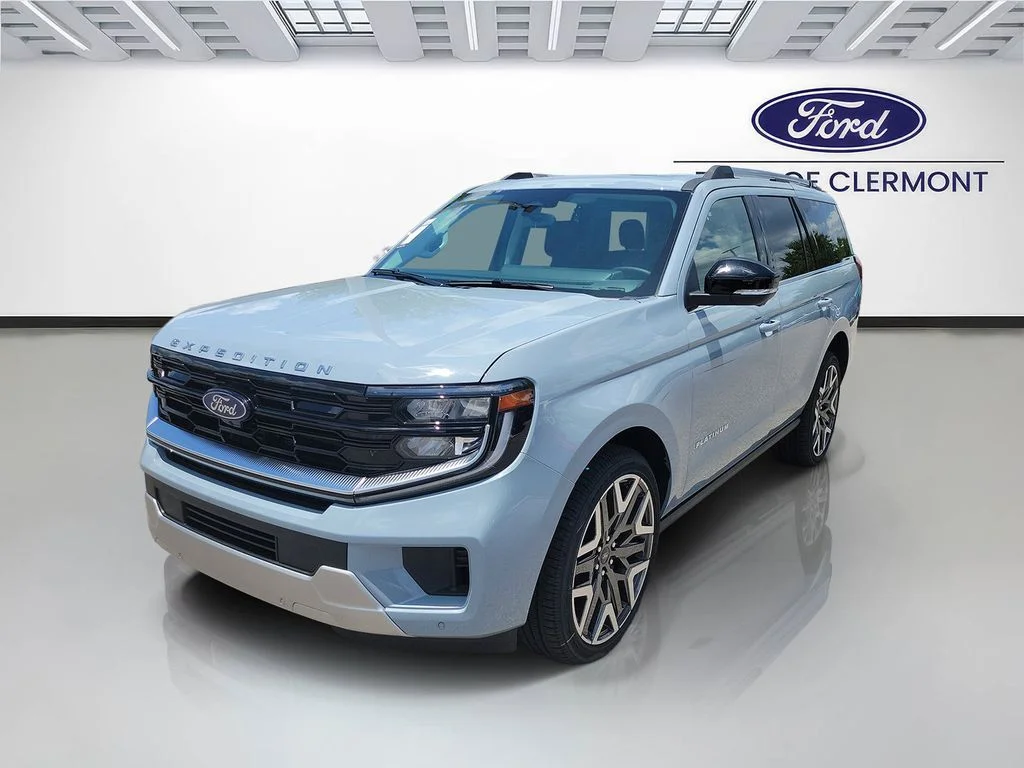 New 2026 Glacier Gray Metallic Tri-Coat Ford Platinum® image 2