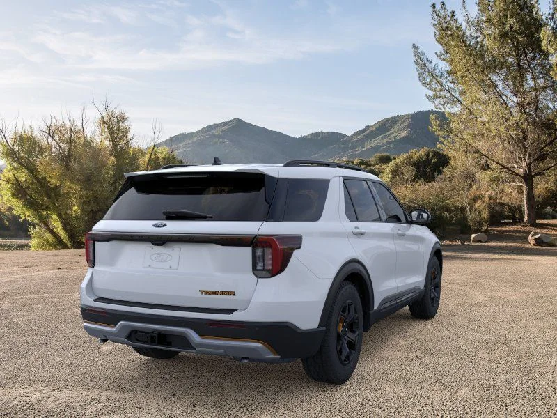 New 2026 Space White Metallic Ford Tremor® image 10