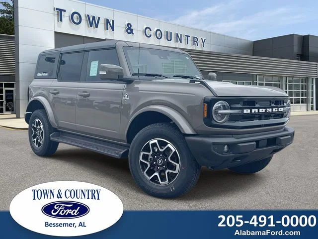 2025 Ford Bronco Outer Banks